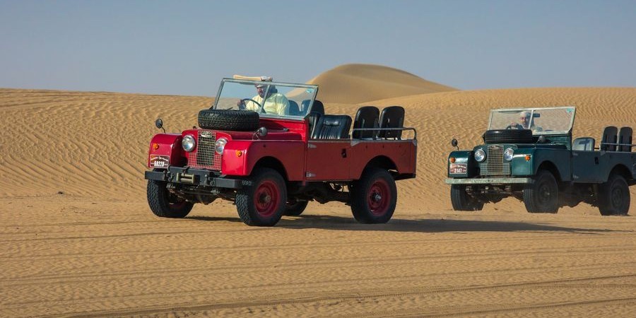 4x4 nel deserto, Dubai, Emirati Arabi